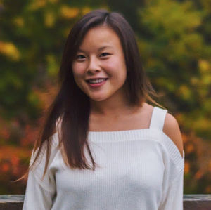 Meet your Posher, Lia